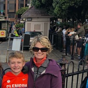 Meet your Posher, Haley